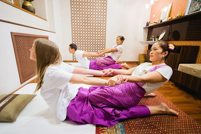 Тайский массаж: виды, польза и противопоказания
